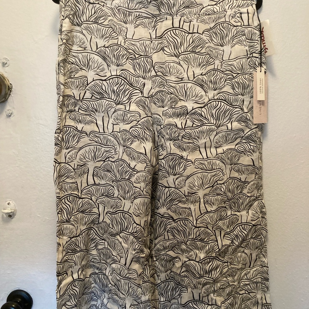 Black and White Patterned Pants
